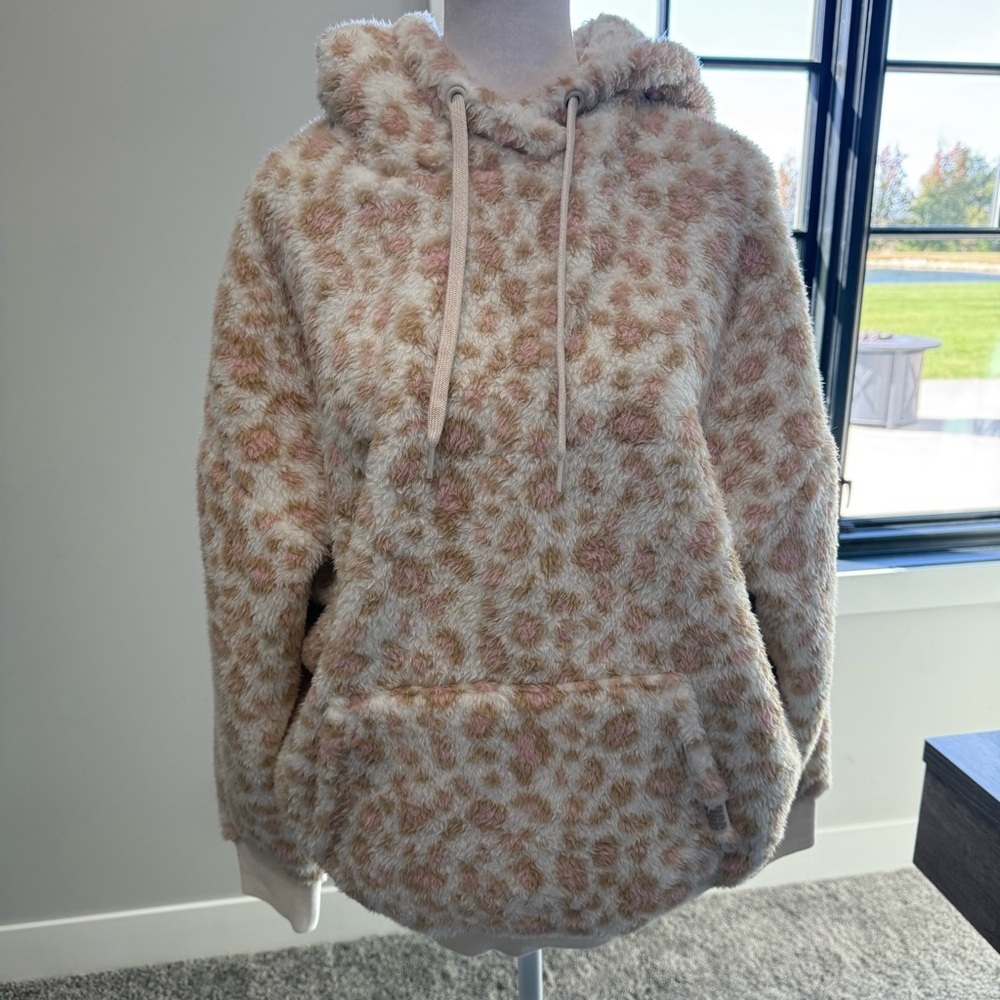 NWT UGG Cream and Pink Fleece Hoodie